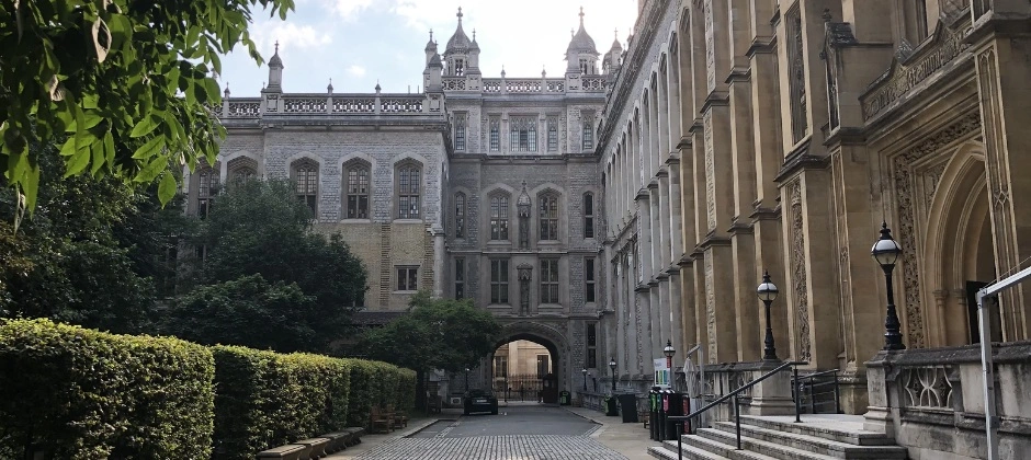 King's College London